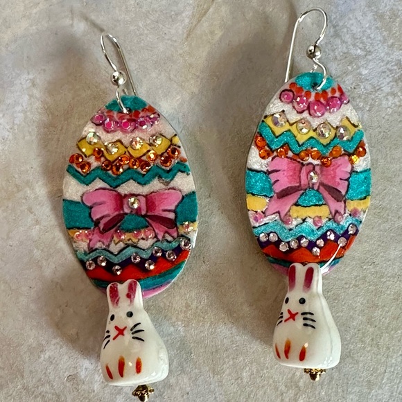 Handpainted w rhinestones Easter egg w ceramic bunny charm Sterling holiday OOAK - Picture 3 of 6